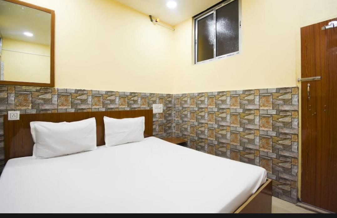Отель Daylight Palace Haora Экстерьер фото